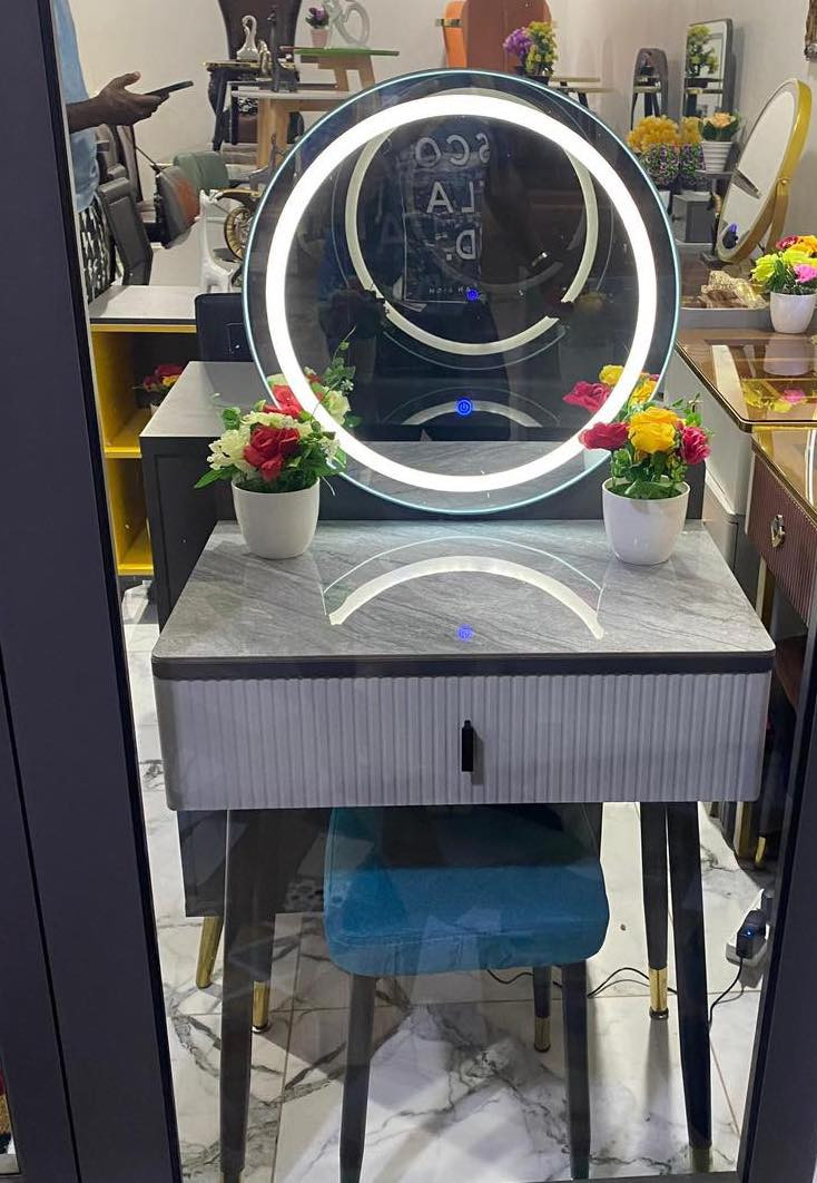 Cute Makeup Table with a Drawers & Lighted Mirror