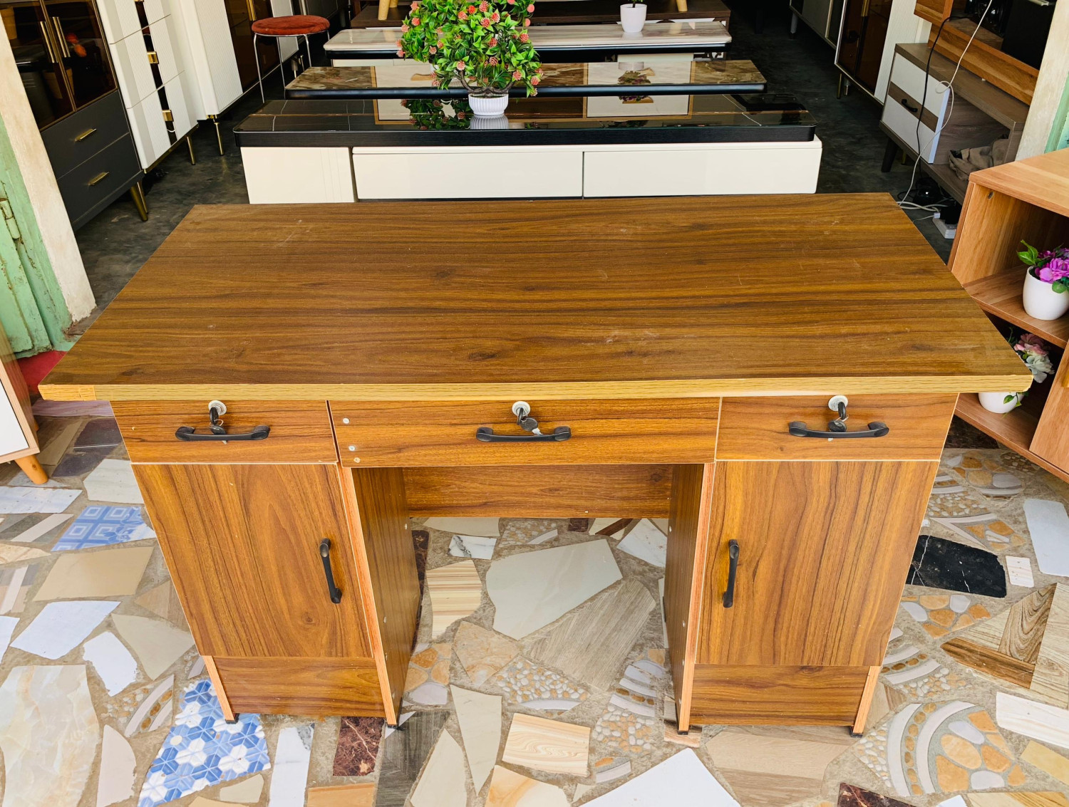 Executive Office Desk with 3 Drawers and Double Door Cabinet Coffee Finish