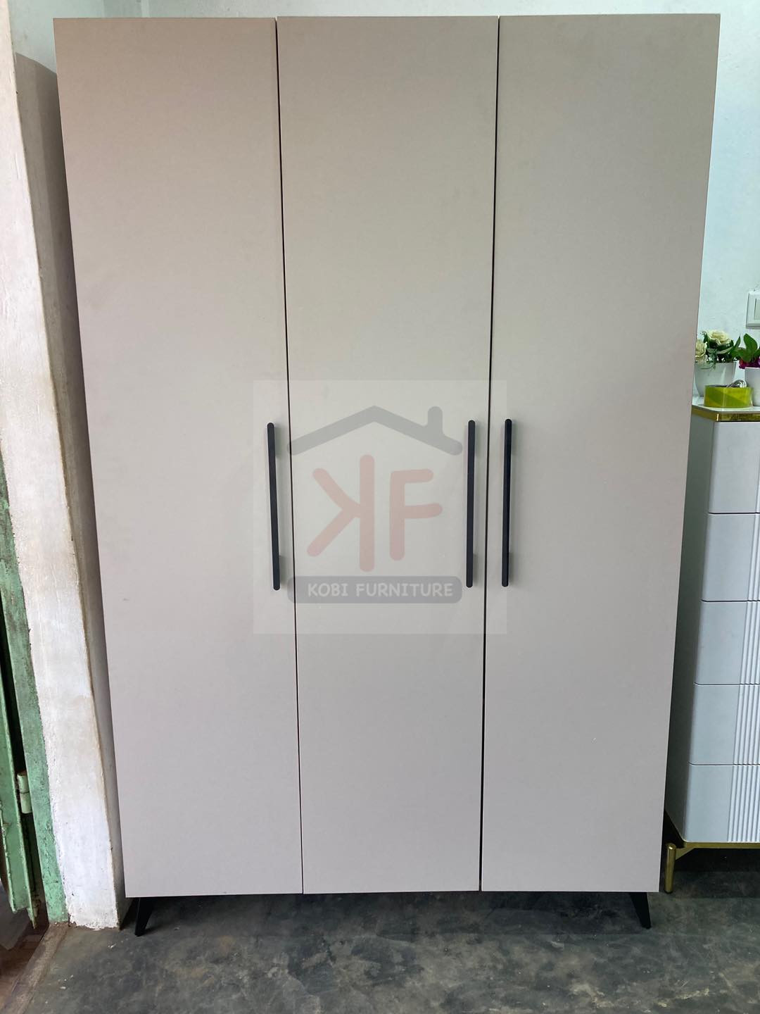 OffWhite 3 Door Wardrobe